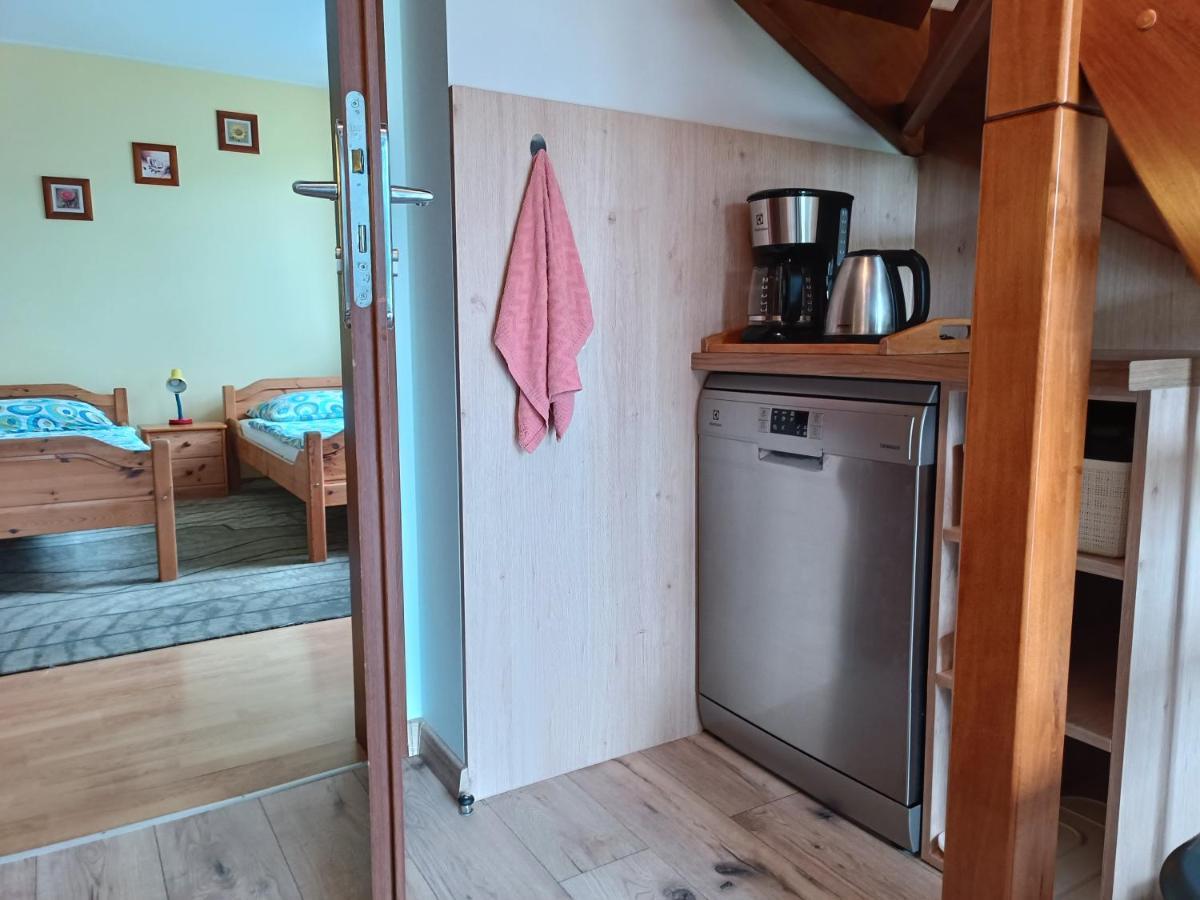 Mala Chatka Caloroczny Domek Krzeszow  외부 사진